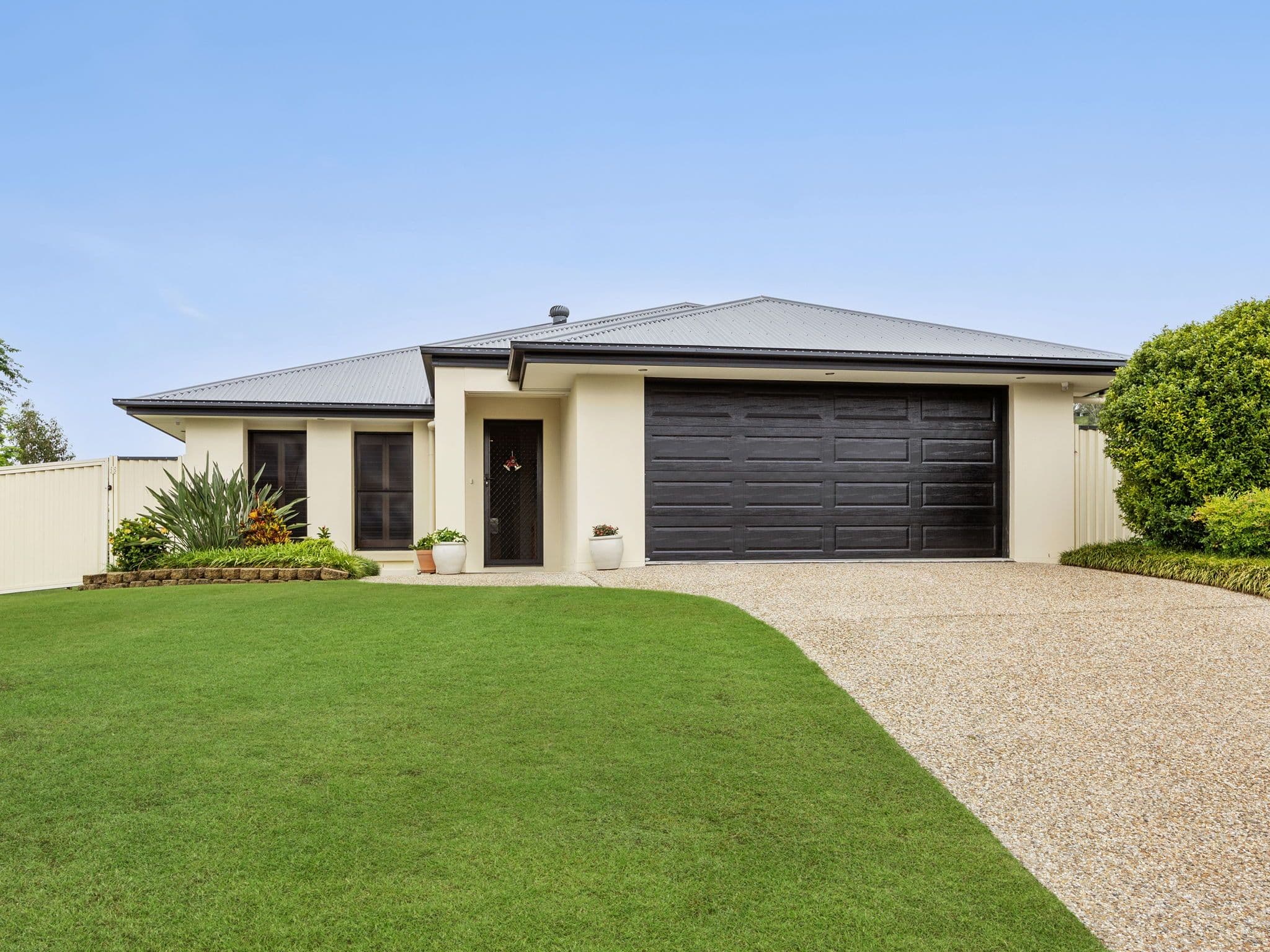 17 Brentwood Court, Fernvale QLD 4306, Fernvale - Image 1