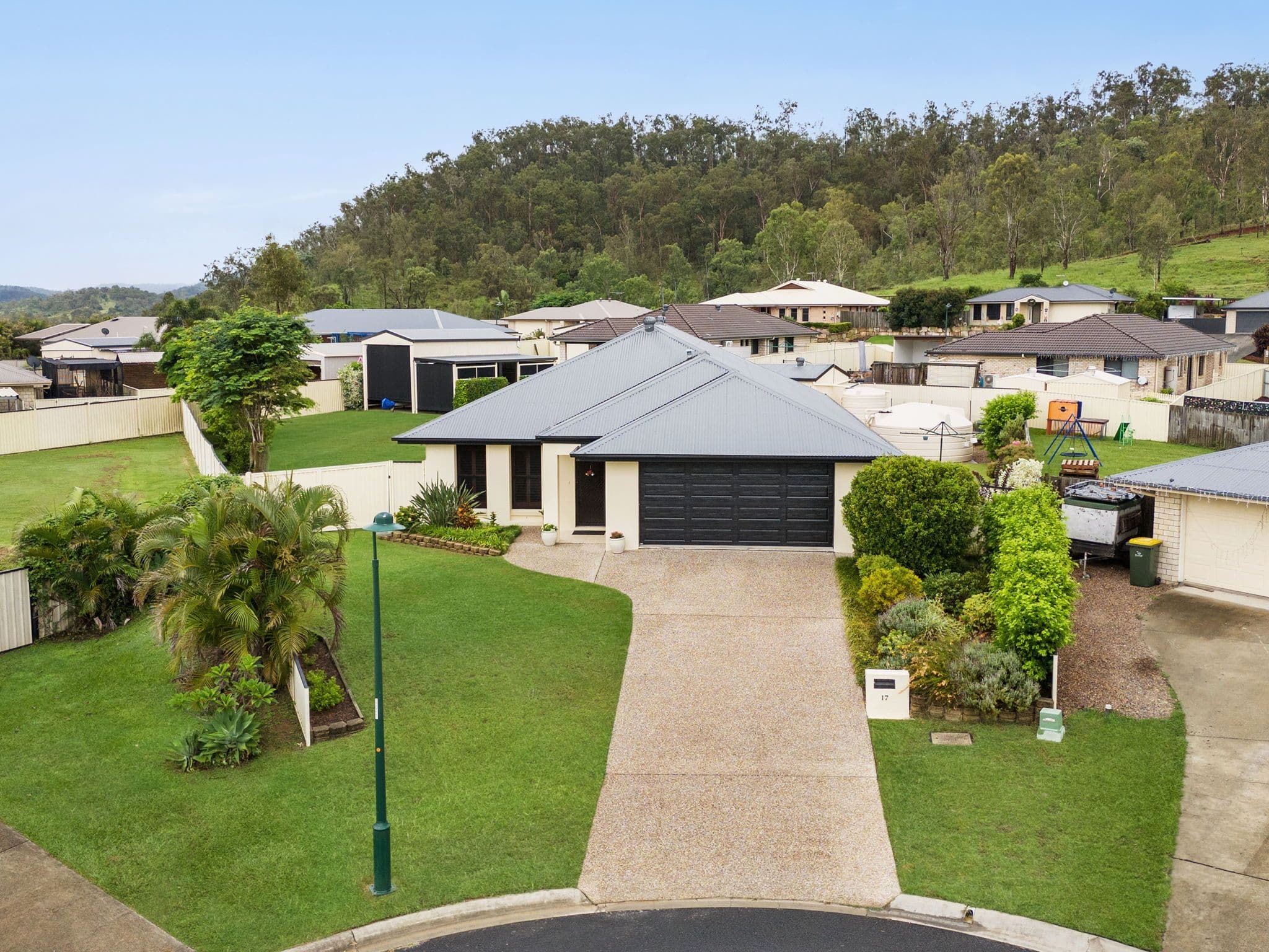 17 Brentwood Court, Fernvale QLD 4306, Fernvale - Thumbnail 2