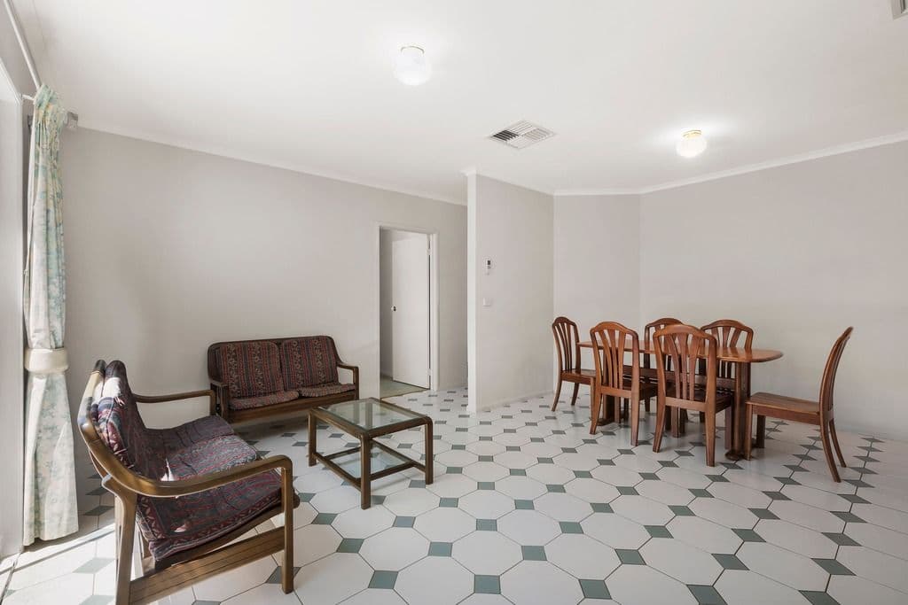 28 Rutherford Way, Roxburgh Park VIC 3064, Roxburgh Park - Thumbnail 6