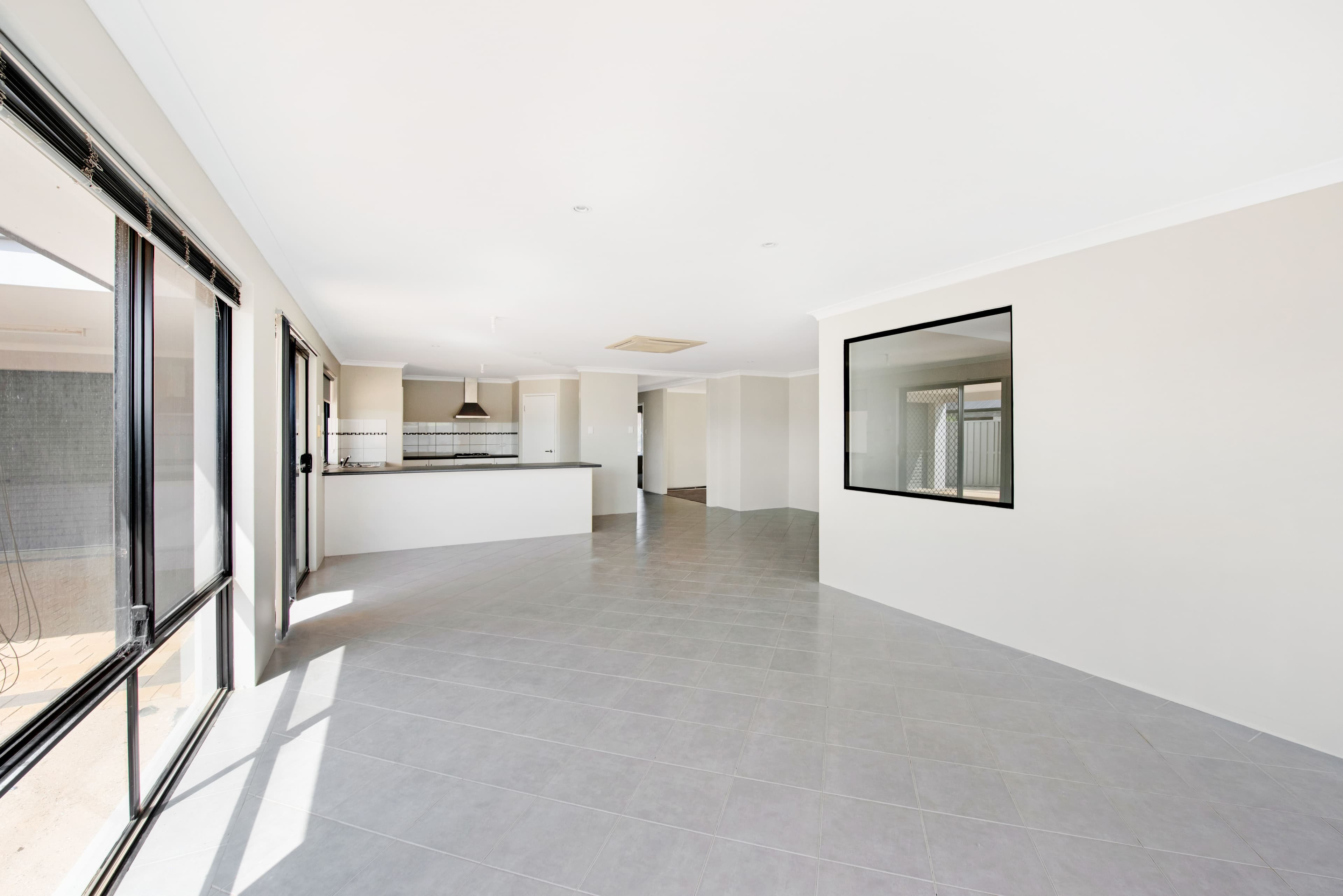 35 Neptune Corner, Glenfield WA 6532, Glenfield - Thumbnail 4