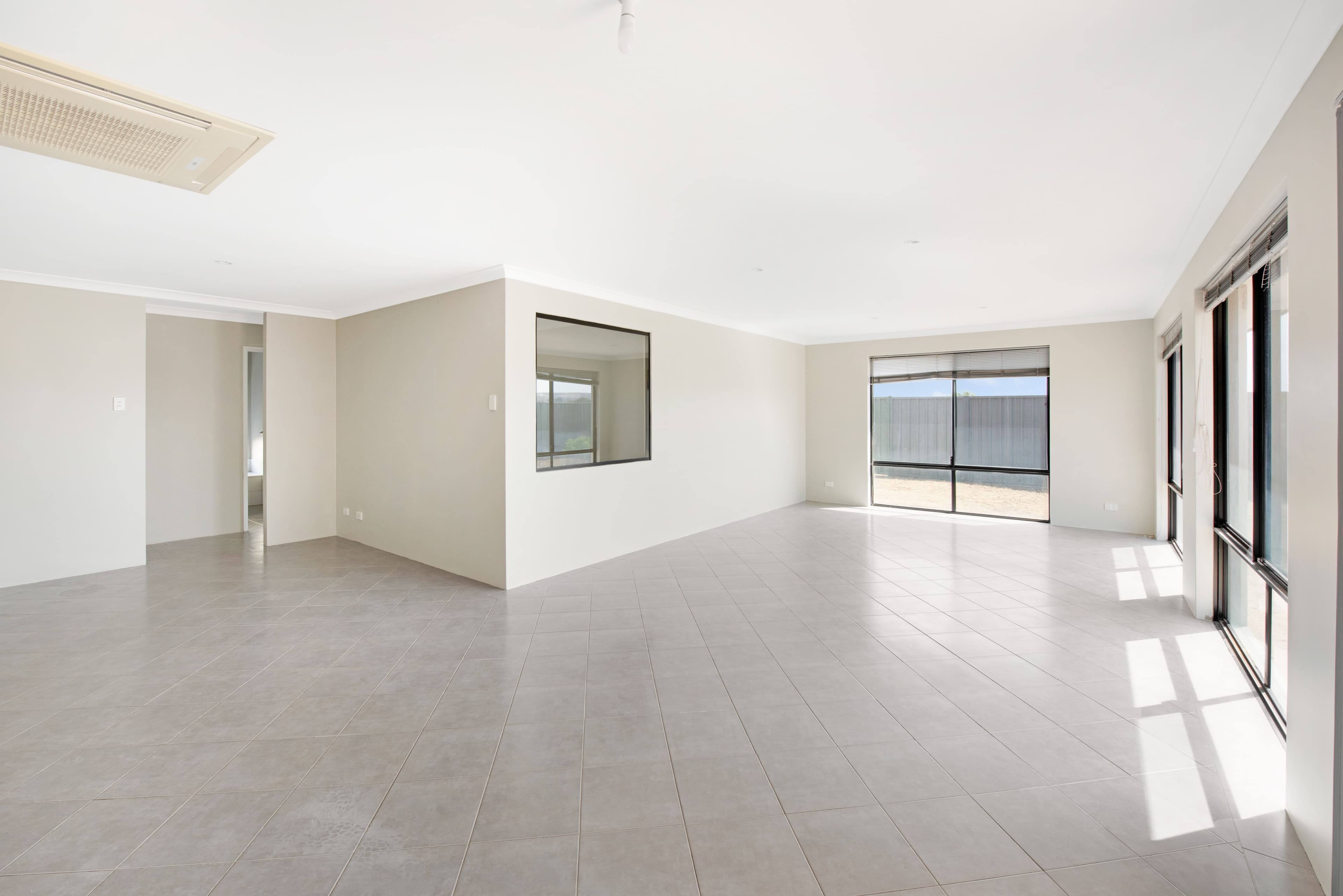 35 Neptune Corner, Glenfield WA 6532, Glenfield - Thumbnail 5