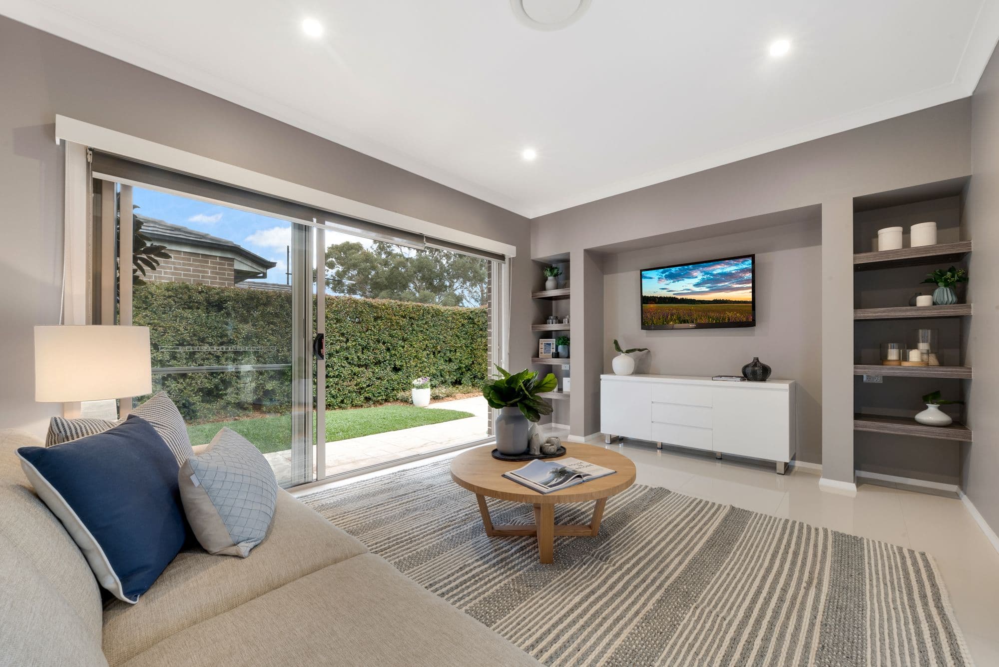 7 Cowra Place, Ropes Crossing - Thumbnail 2