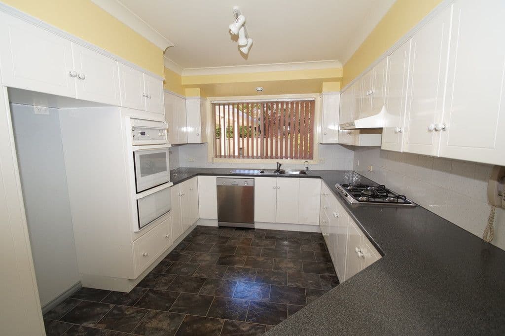 23 Burgess Street, Armidale NSW 2350, Armidale - Thumbnail 4