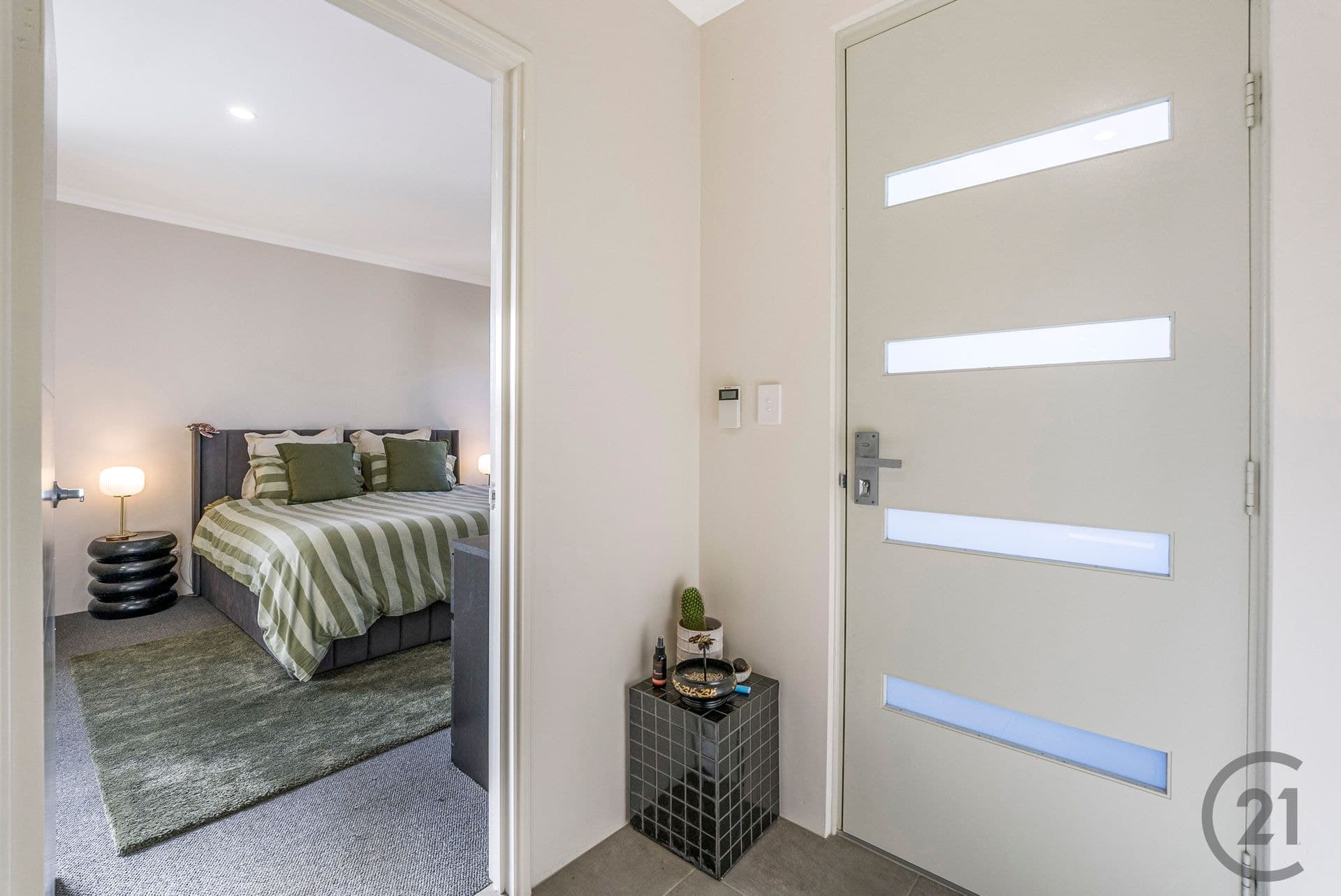 35 Waardong Court, Halls Head, WA, 6210, Halls Head - Thumbnail 3