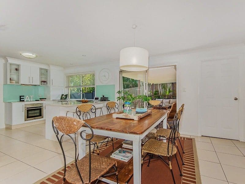 10 Woolmere Street, CARRARA QLD 4211, Carrara - Thumbnail 4