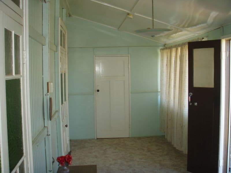 35  Watson Street, CHARLEVILLE QLD 4470, Charleville - Thumbnail 4