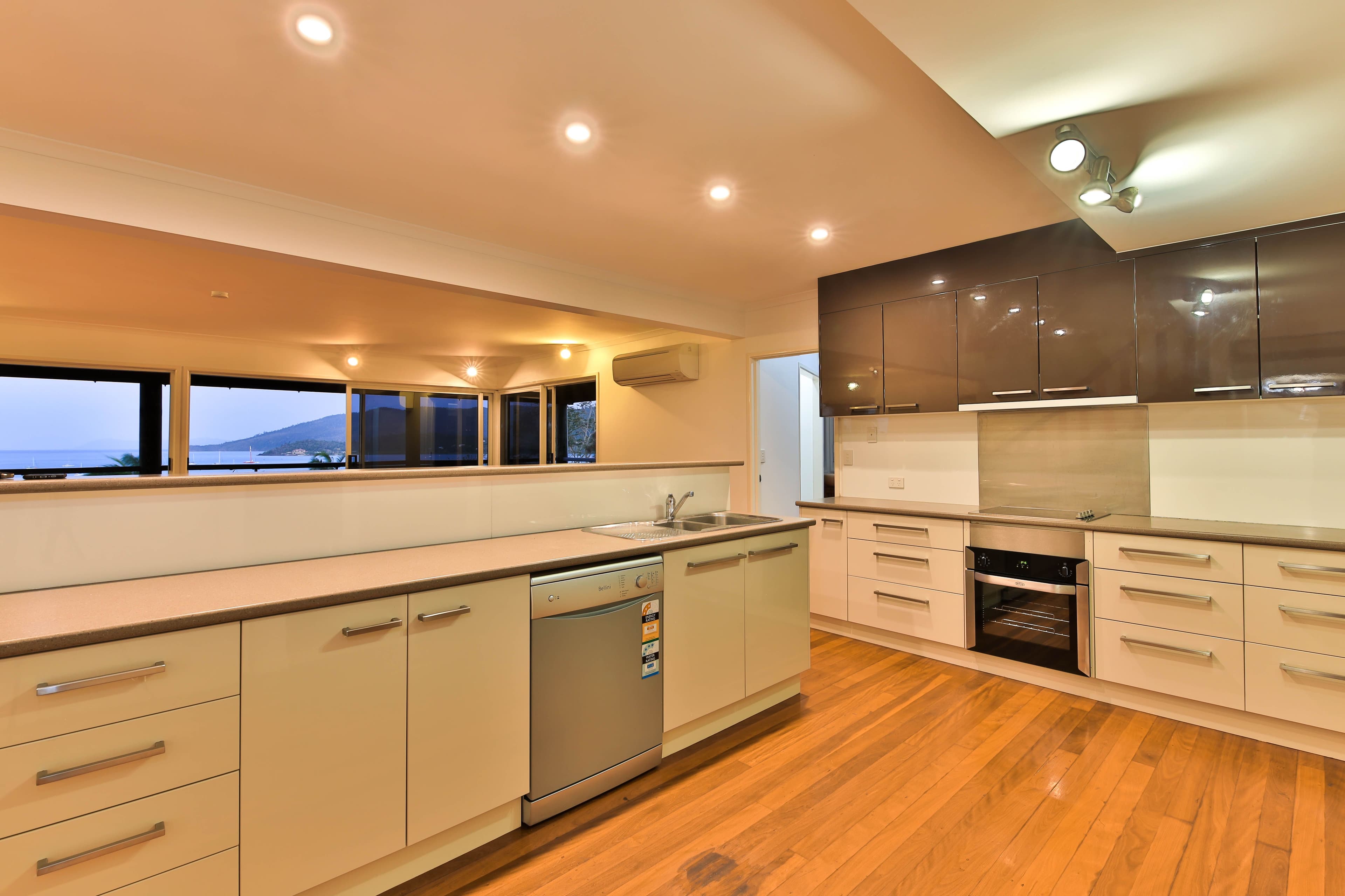 49 Airlie Crescent, Airlie Beach QLD 4802, Airlie Beach - Thumbnail 6