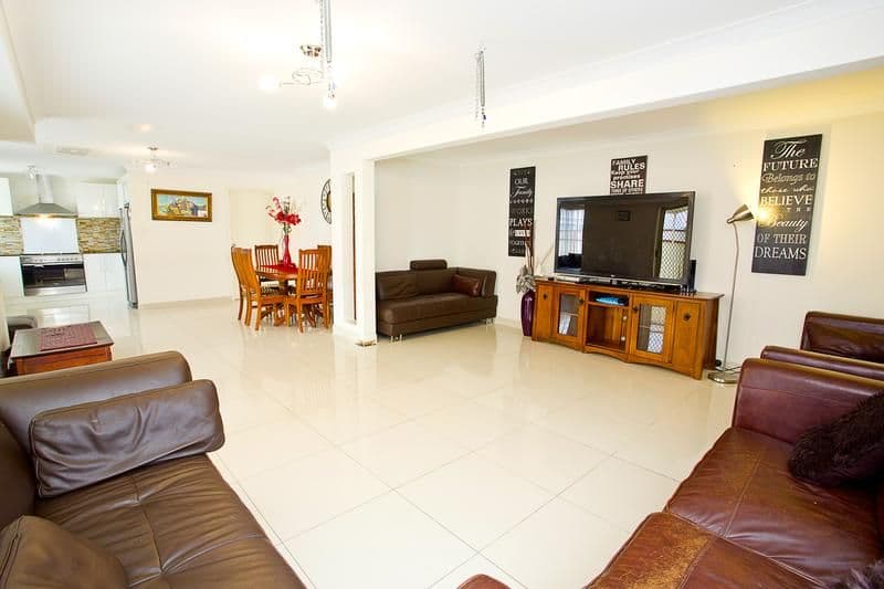 1 Wesley Place, HORNINGSEA PARK NSW 2171, Horningsea Park - Thumbnail 3