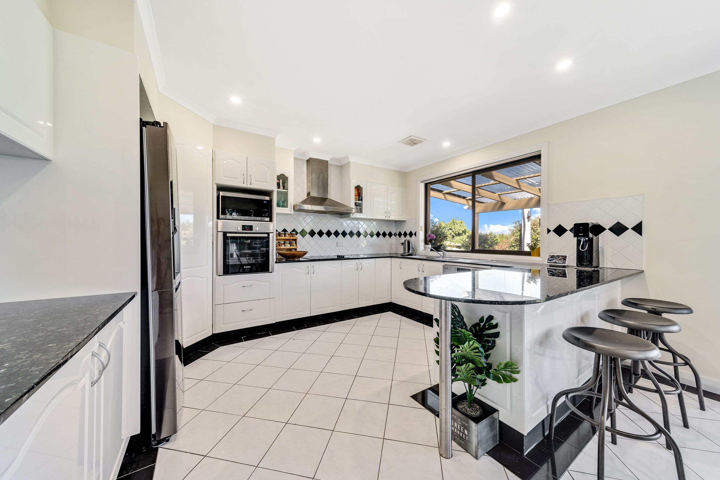 3 Lodder Place, Chisholm ACT 2905, Chisholm - Thumbnail 4