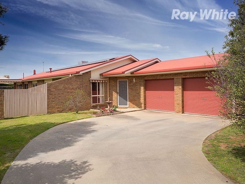 60 Hermitage Drive, COROWA NSW 2646, Corowa - Image 1
