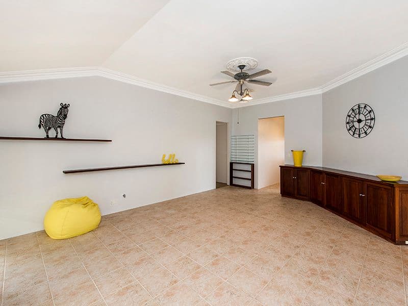 19 Birkdale Court, Cooloongup WA 6168, Cooloongup - Image 1
