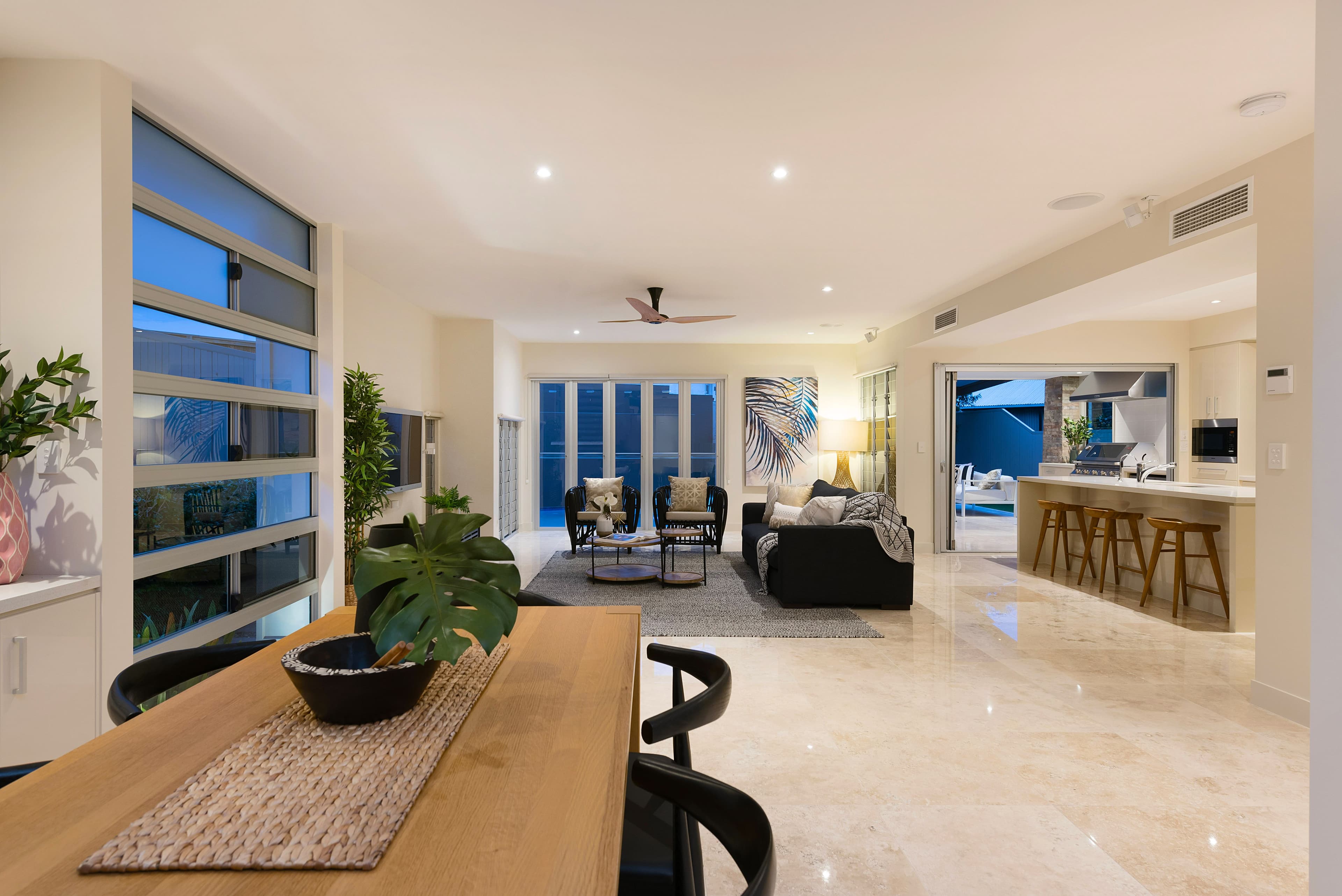 14 Renton Street, Camp Hill QLD 4152, Camp Hill - Thumbnail 3