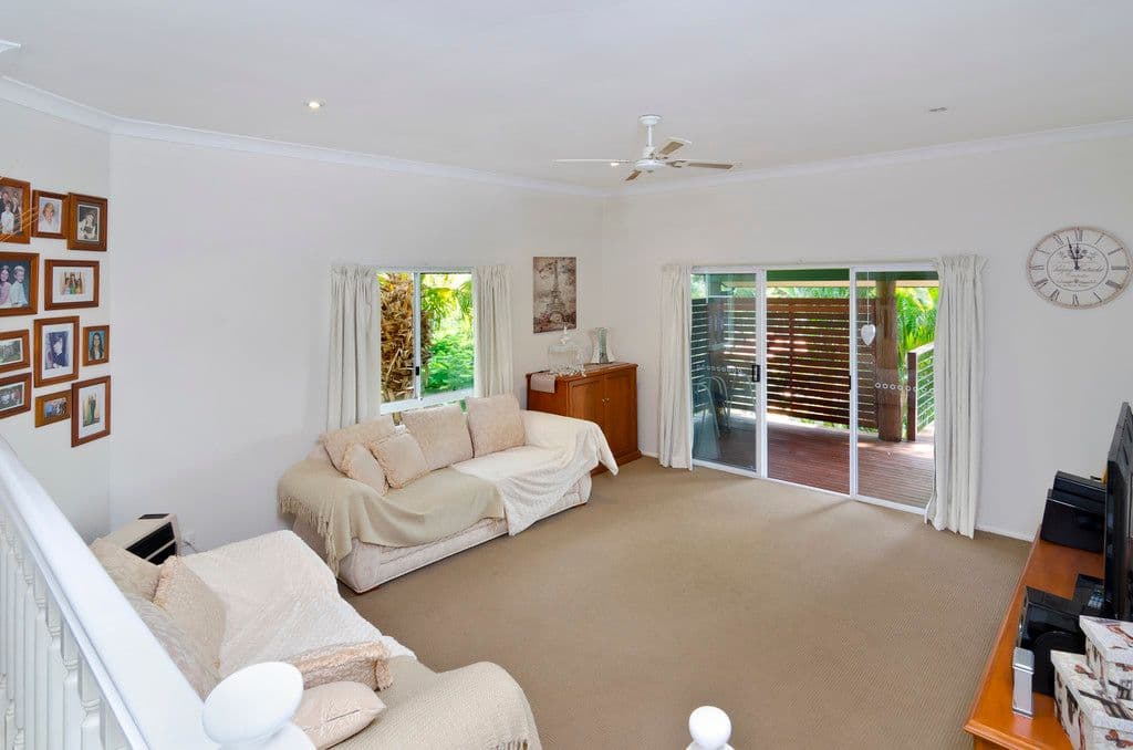 35 Currant Street, ELANORA QLD 4221, Elanora - Thumbnail 7