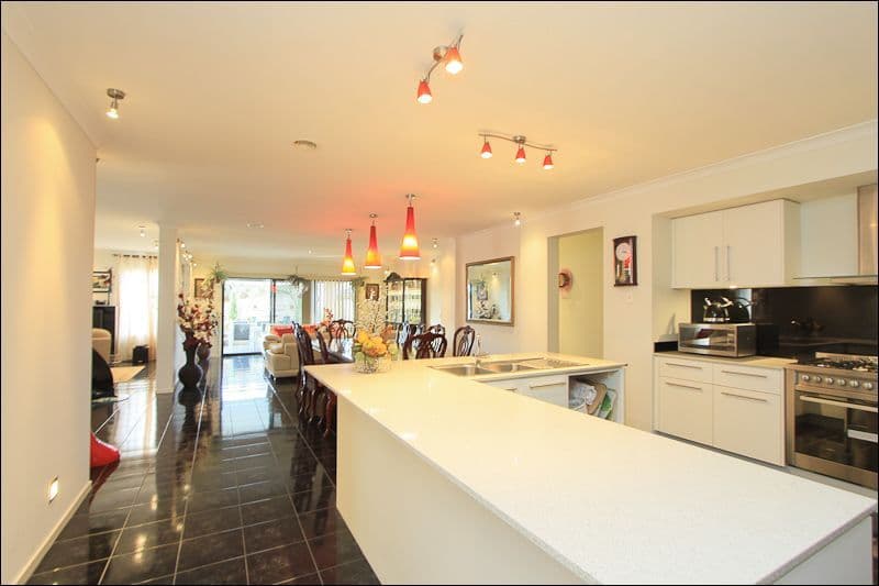 19 Teal Place, PAKENHAM VIC 3810, Pakenham - Thumbnail 2
