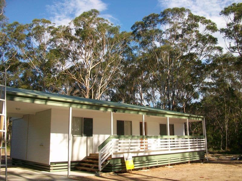7 Trevanna Avenue, RUSSELL ISLAND QLD 4184, Russell Island - Thumbnail 2