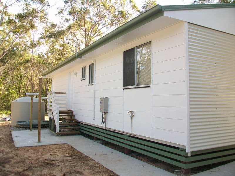7 Trevanna Avenue, RUSSELL ISLAND QLD 4184, Russell Island - Thumbnail 5
