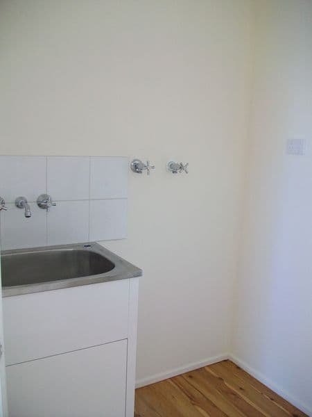 7 Trevanna Avenue, RUSSELL ISLAND QLD 4184, Russell Island - Thumbnail 7