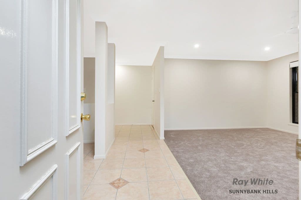 2 Clembury Place, Calamvale QLD 4116, Calamvale - Thumbnail 2