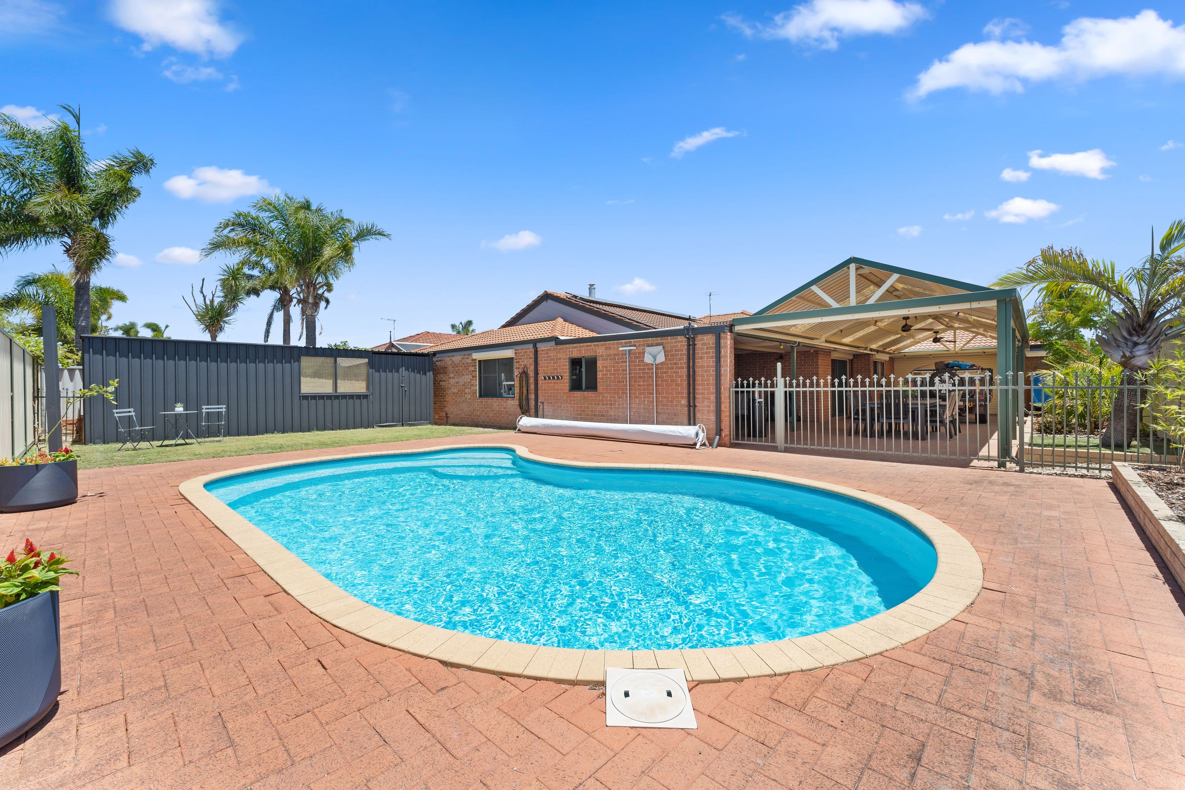 18 Mirror Cove, Waikiki WA 6169, Waikiki - Thumbnail 3