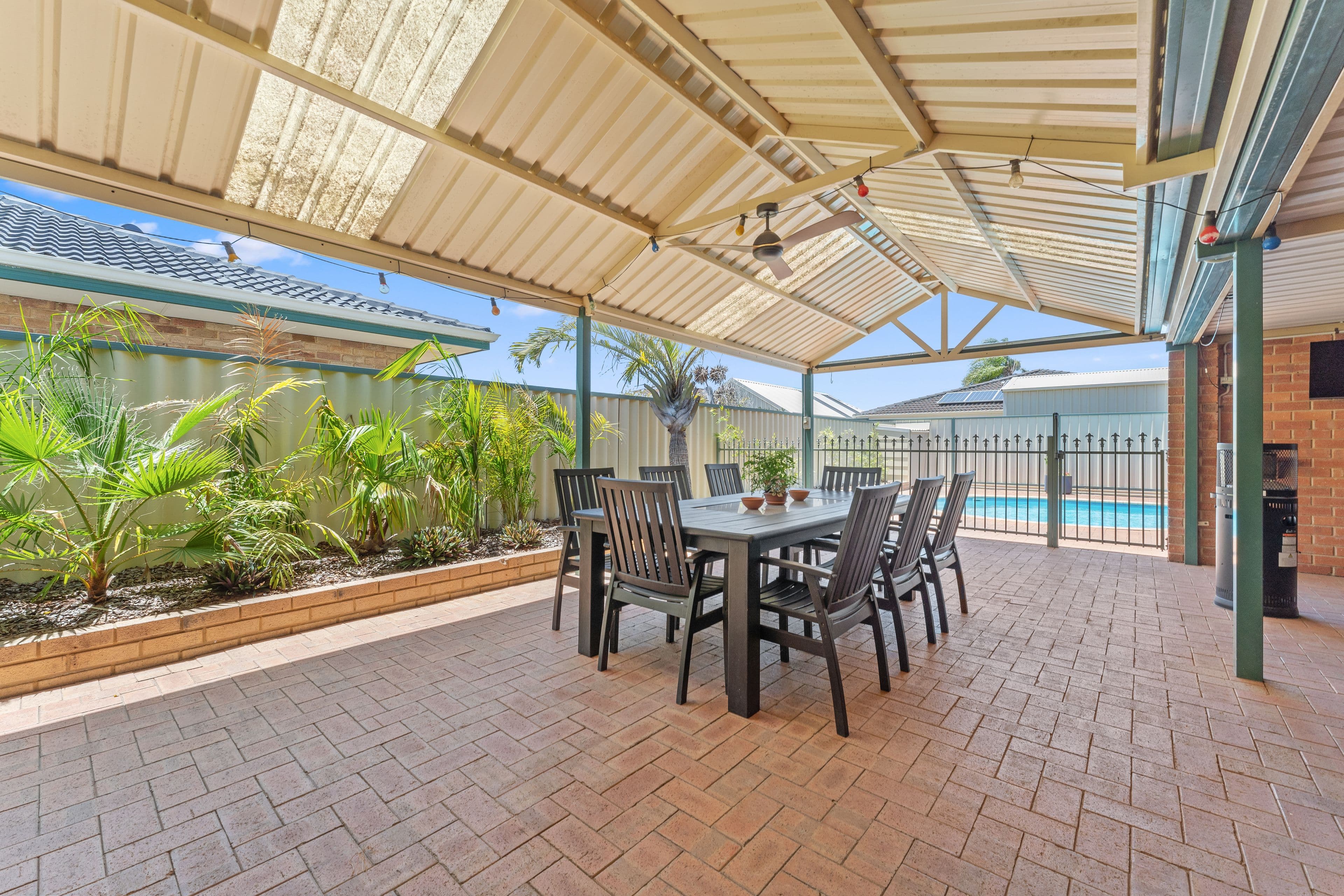 18 Mirror Cove, Waikiki WA 6169, Waikiki - Thumbnail 4