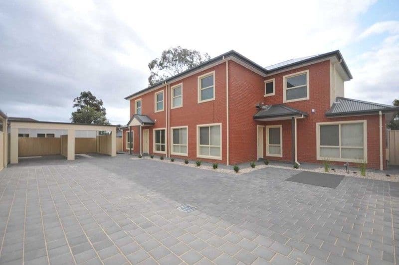 2603/241 City Road, Southbank - Image 1