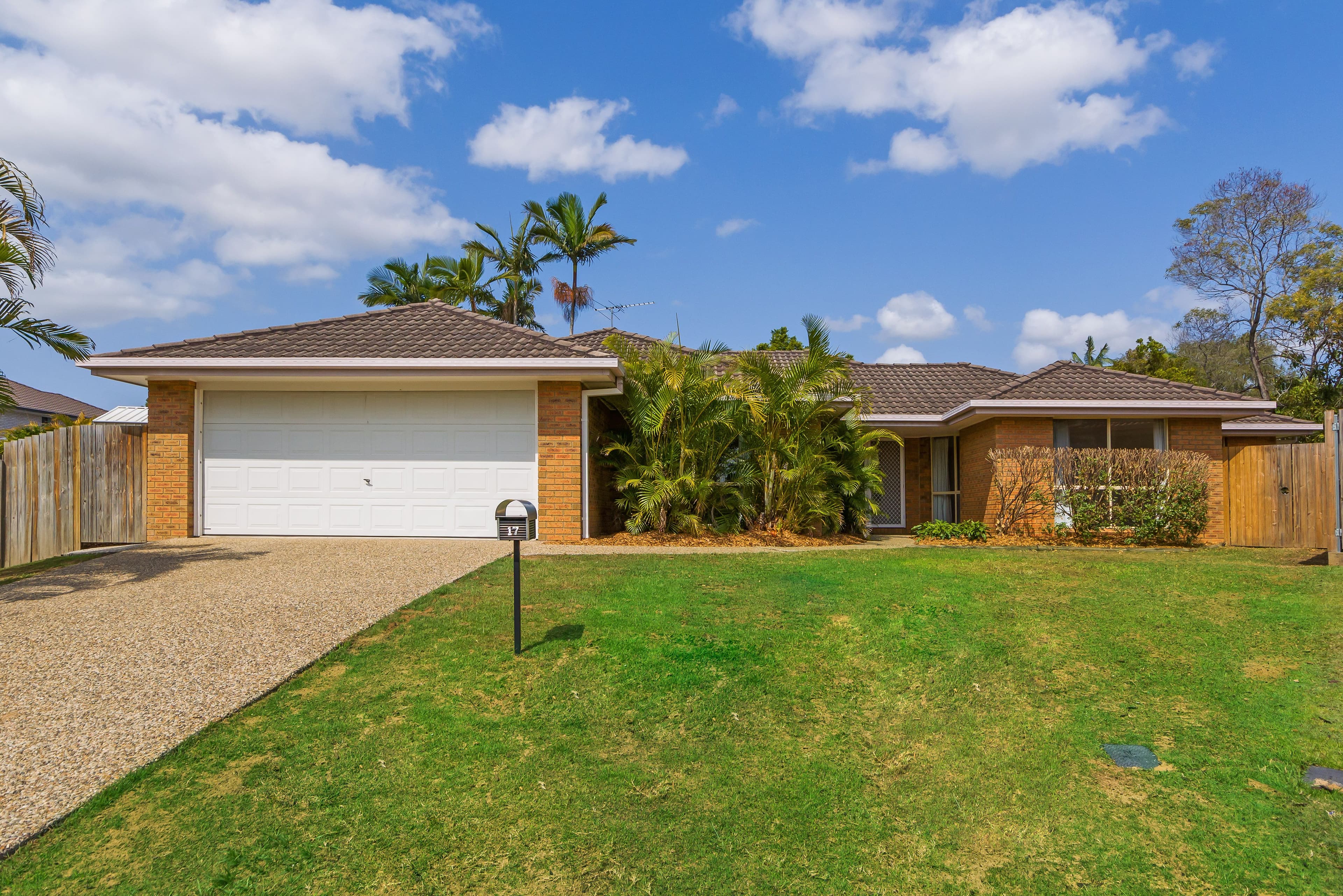 17 Marissa Close, Mansfield QLD 4122, Mansfield - Image 1