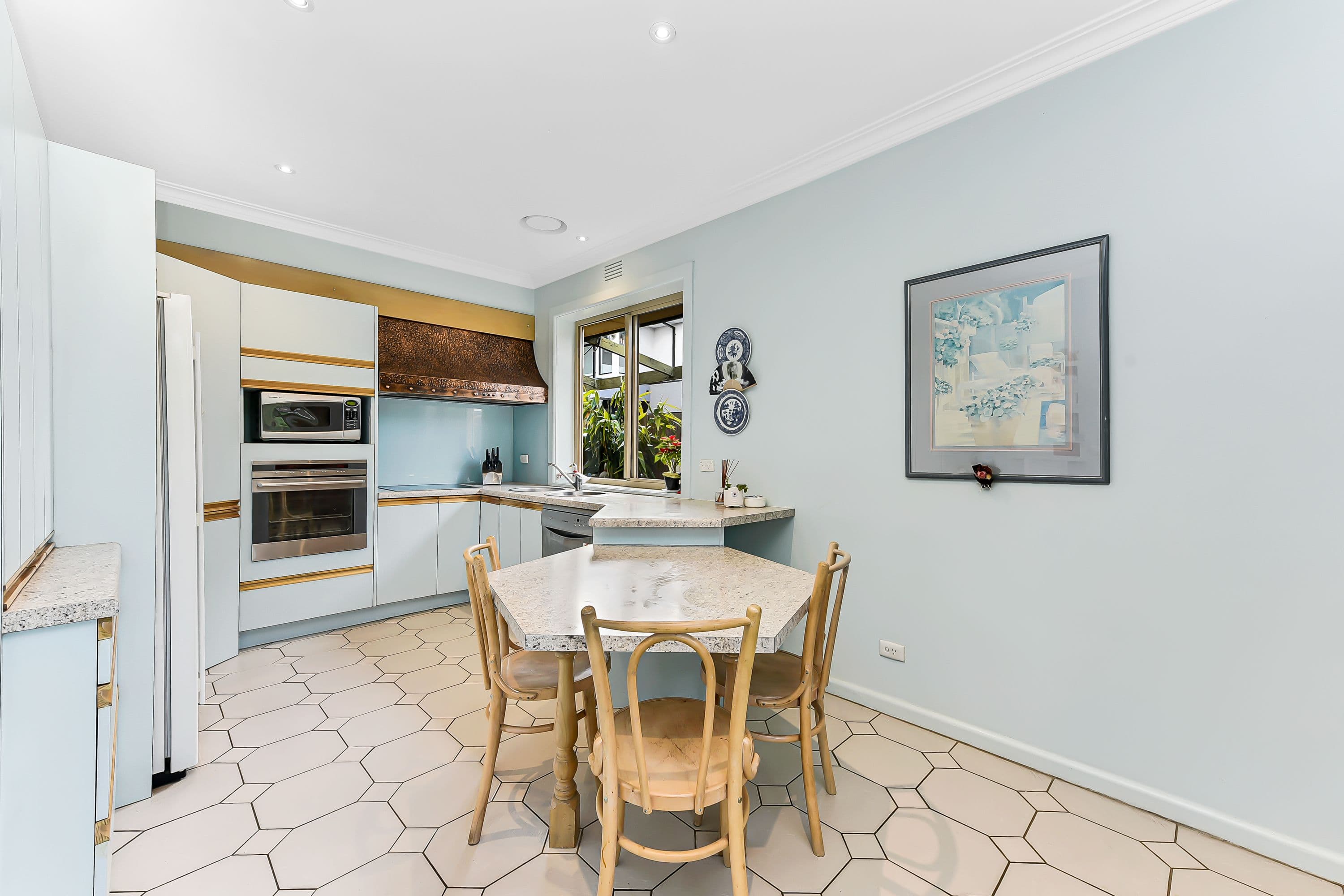 19 Mckenna Road, Glen Waverley VIC 3150, Glen Waverley - Thumbnail 4
