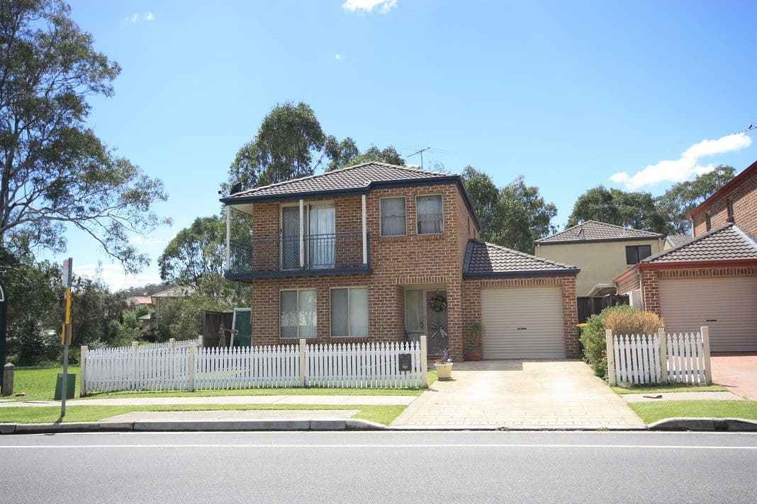 104 Glenfield Drive, CURRANS HILL NSW 2567, Currans Hill - Thumbnail 2