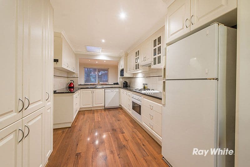 13 Bradley Terrace, Narre Warren VIC 3805, Narre Warren - Thumbnail 2