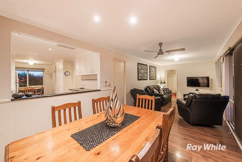 13 Bradley Terrace, Narre Warren VIC 3805, Narre Warren - Thumbnail 4