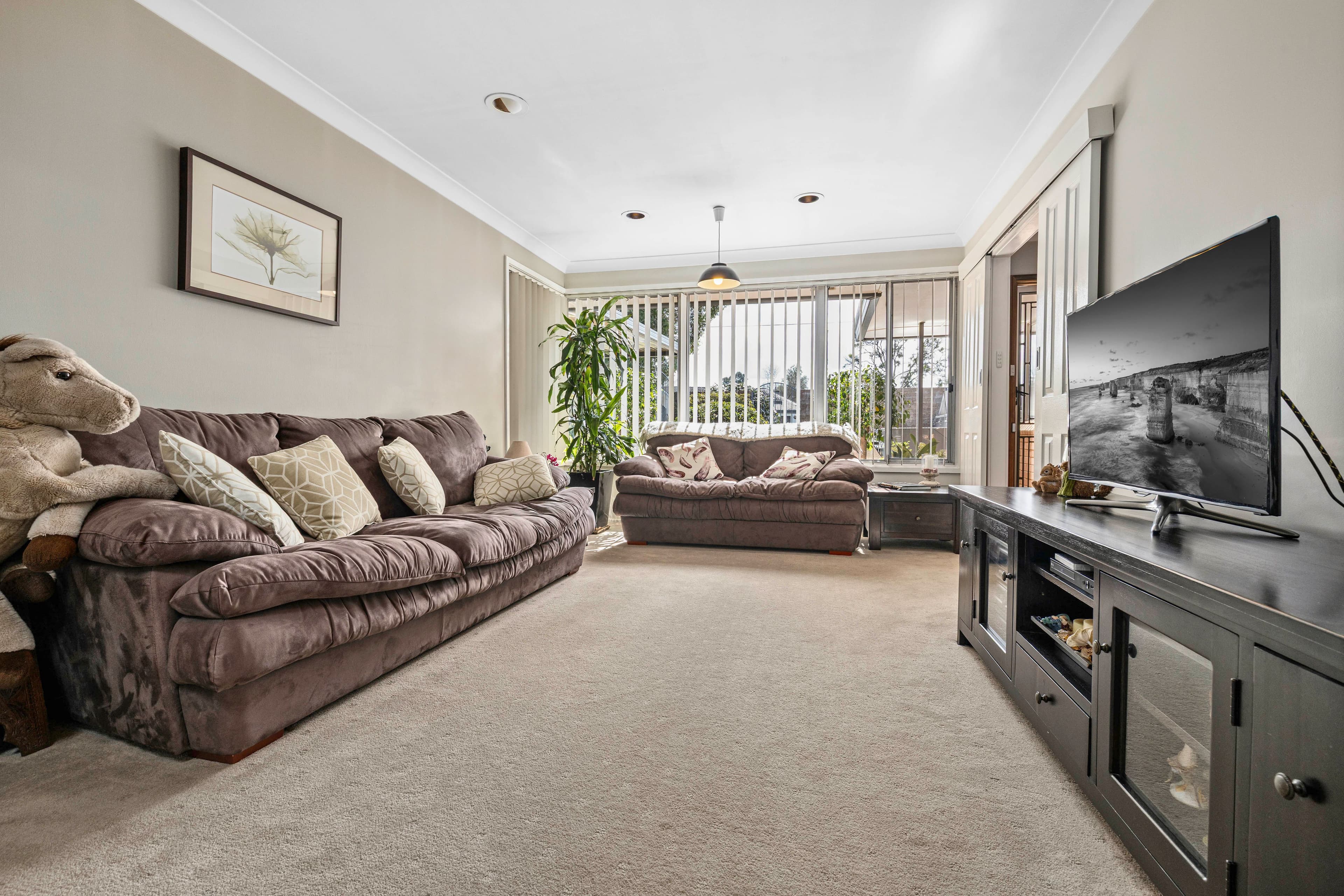 8 Tumbridge Crescent, Cambridge Park NSW 2747, Cambridge Park - Thumbnail 2