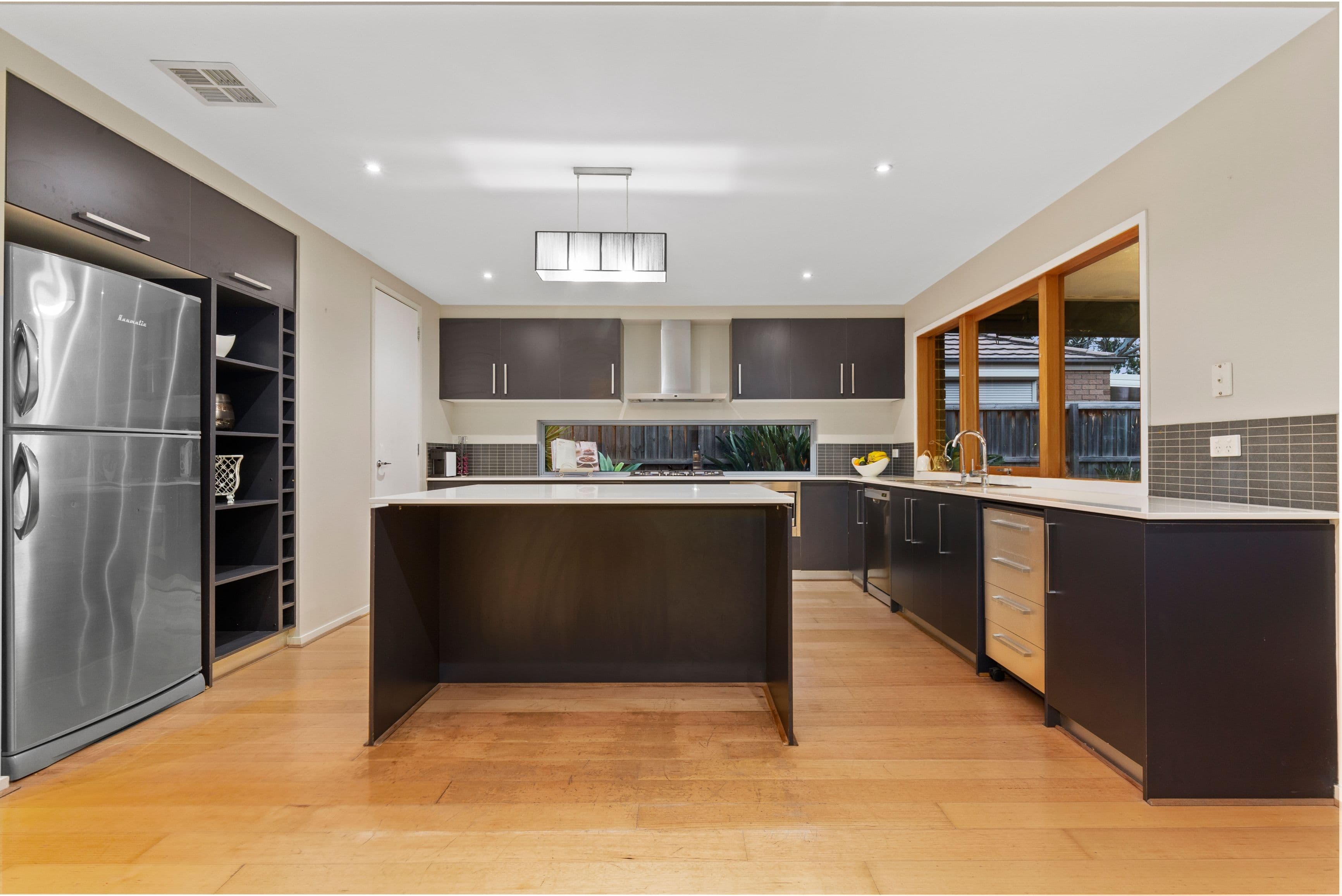 6 Avoca Avenue, Mernda VIC 3754, Mernda - Thumbnail 2