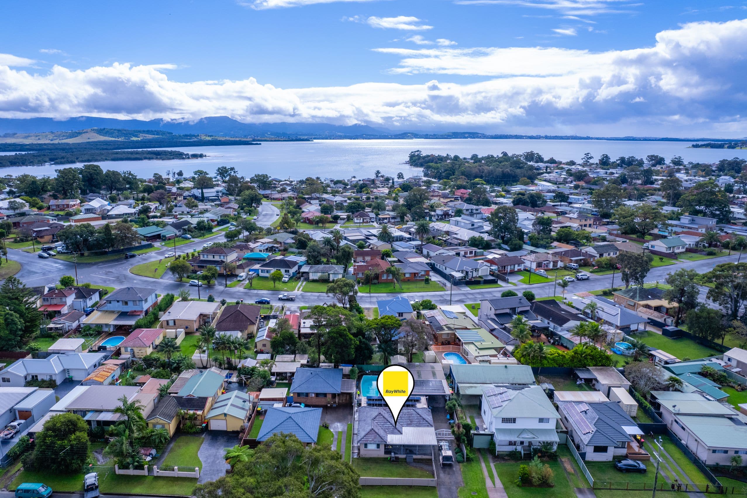 84 Fisher Street, Oak Flats NSW 2529, Oak Flats - Image 1