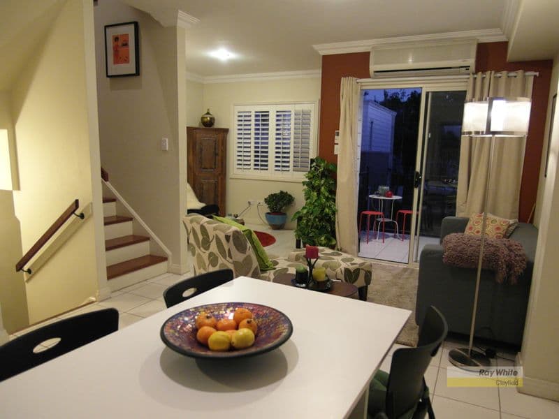 82 Jackson Street, HAMILTON QLD 4007, Hamilton - Thumbnail 4