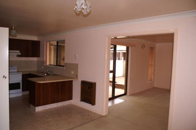 24 Rawle Avenue, ORANGE NSW 2800, Orange - Thumbnail 4
