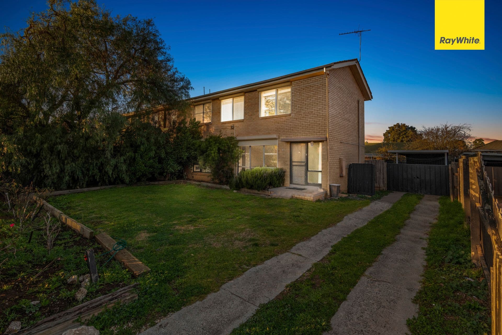138 Shaws Road, Werribee VIC 3030, Werribee - Thumbnail 2