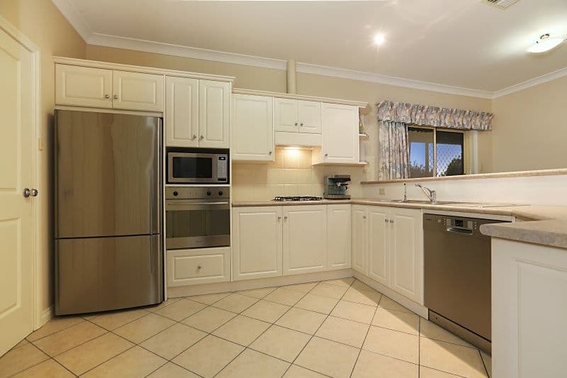 8 Crowhurst Street, GOLDEN GROVE SA 5125, Golden Grove - Thumbnail 2