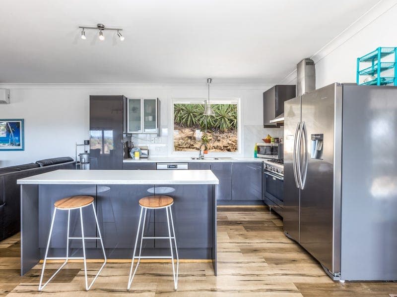 43 Glamorgan Vale Road, Lowood - Thumbnail 4