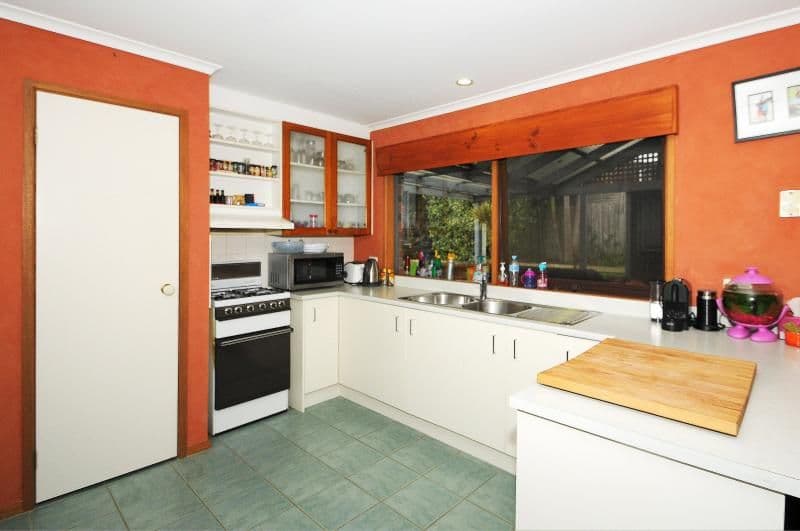 56 Carrington Crescent, Carrum Downs VIC 3201, Carrum Downs - Thumbnail 2