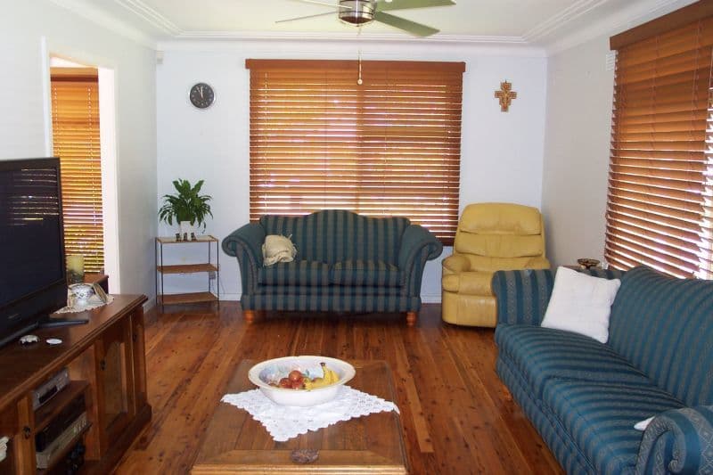 38   Garden Avenue, FIGTREE NSW 2525, Figtree - Thumbnail 3