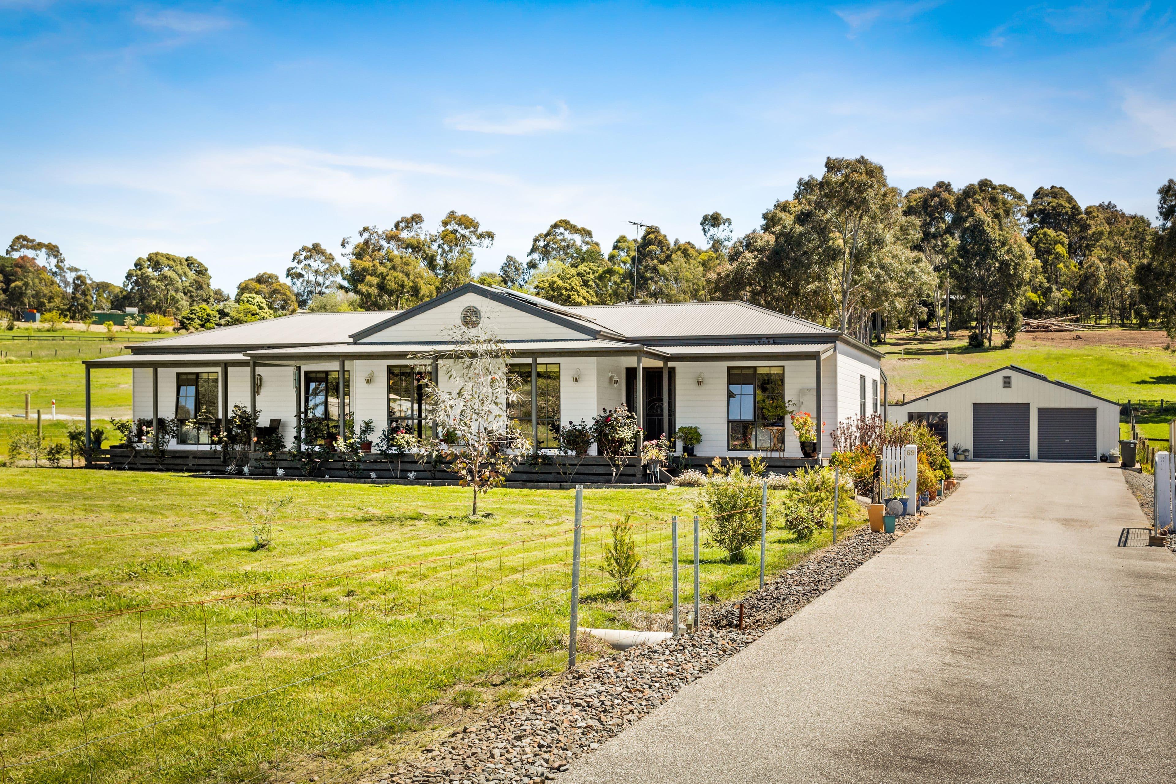 69 Main Neerim Road, Drouin VIC 3818, Drouin - Image 1