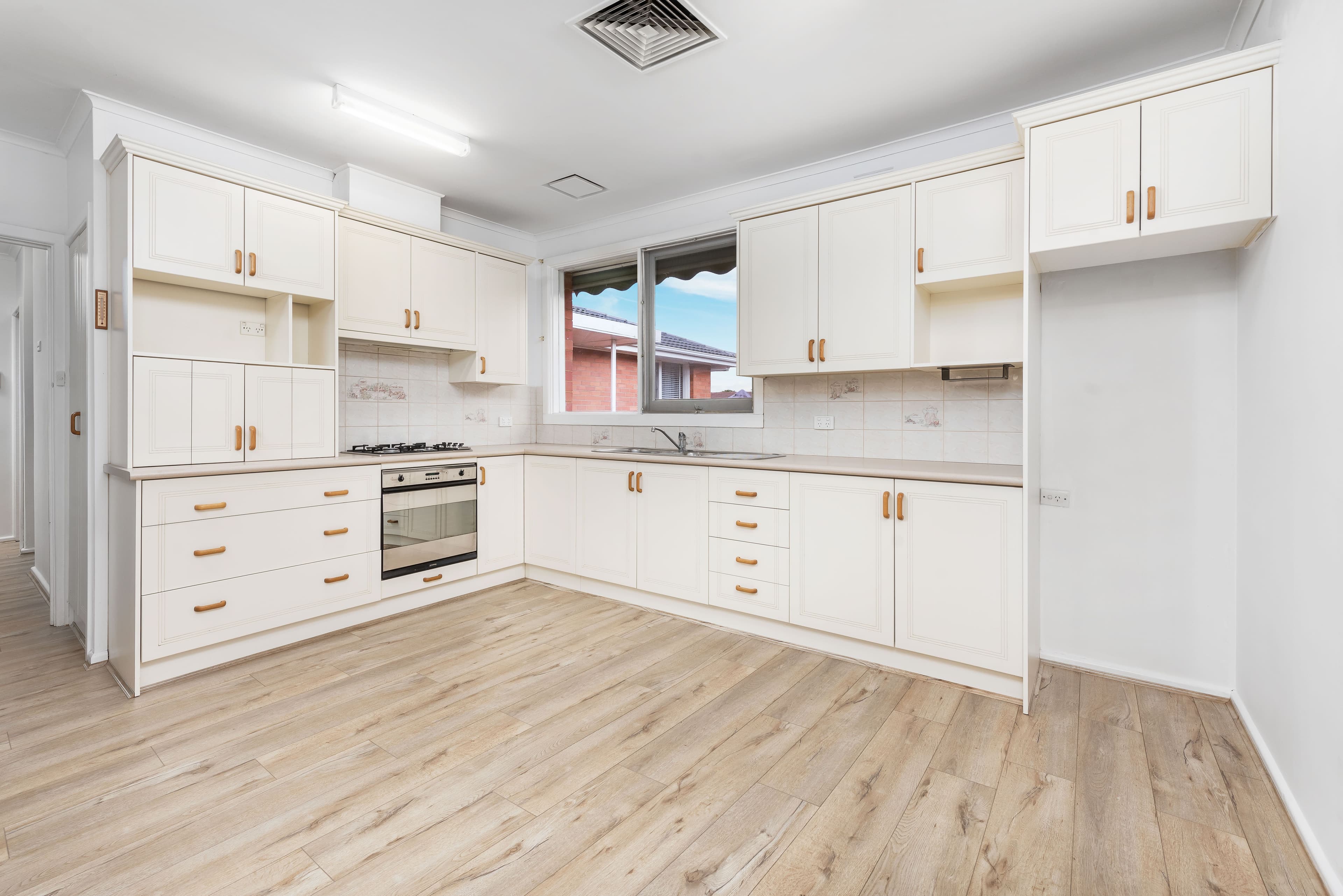 38 Noorong Avenue, Bundoora VIC 3083, Bundoora - Thumbnail 5
