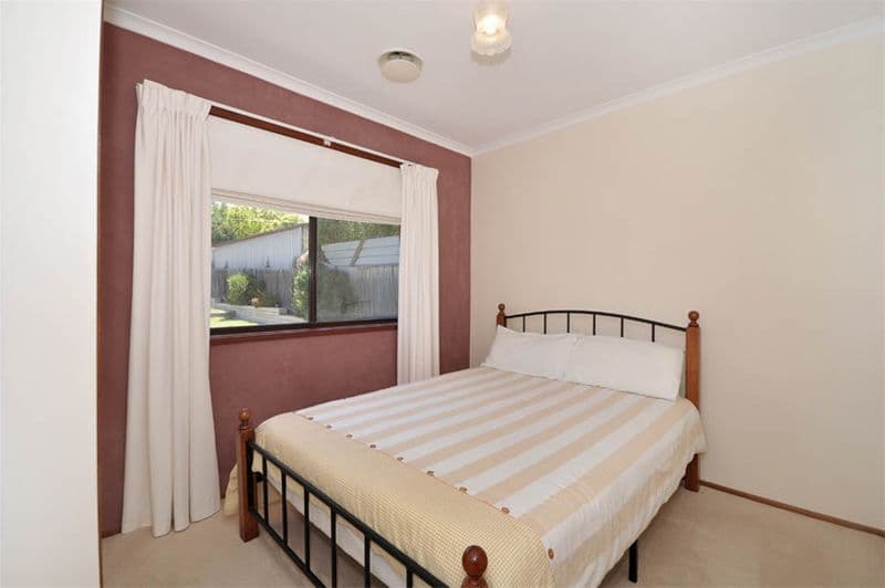 54 Rischbieth Crescent, GILMORE ACT 2905, Gilmore - Thumbnail 7
