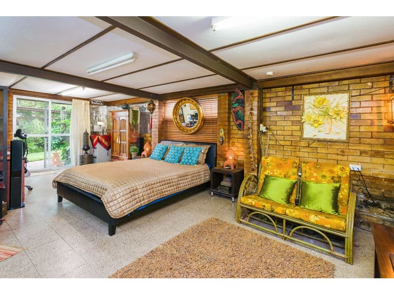 21 Mourilyan Street, Mansfield QLD 4122, Mansfield - Thumbnail 2