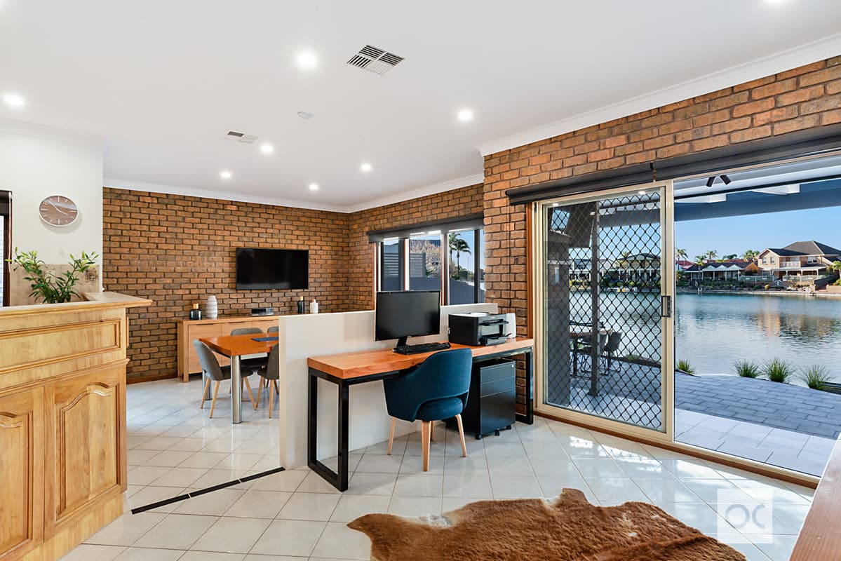 24 McDonald Grove, West Lakes - Thumbnail 7