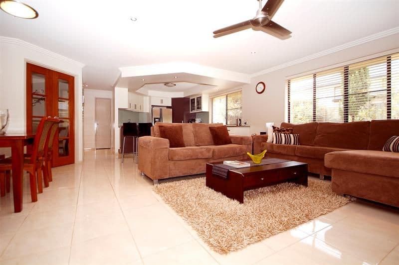 16 Banksdale Drive, MIDDLE RIDGE QLD 4350, Middle Ridge - Thumbnail 2