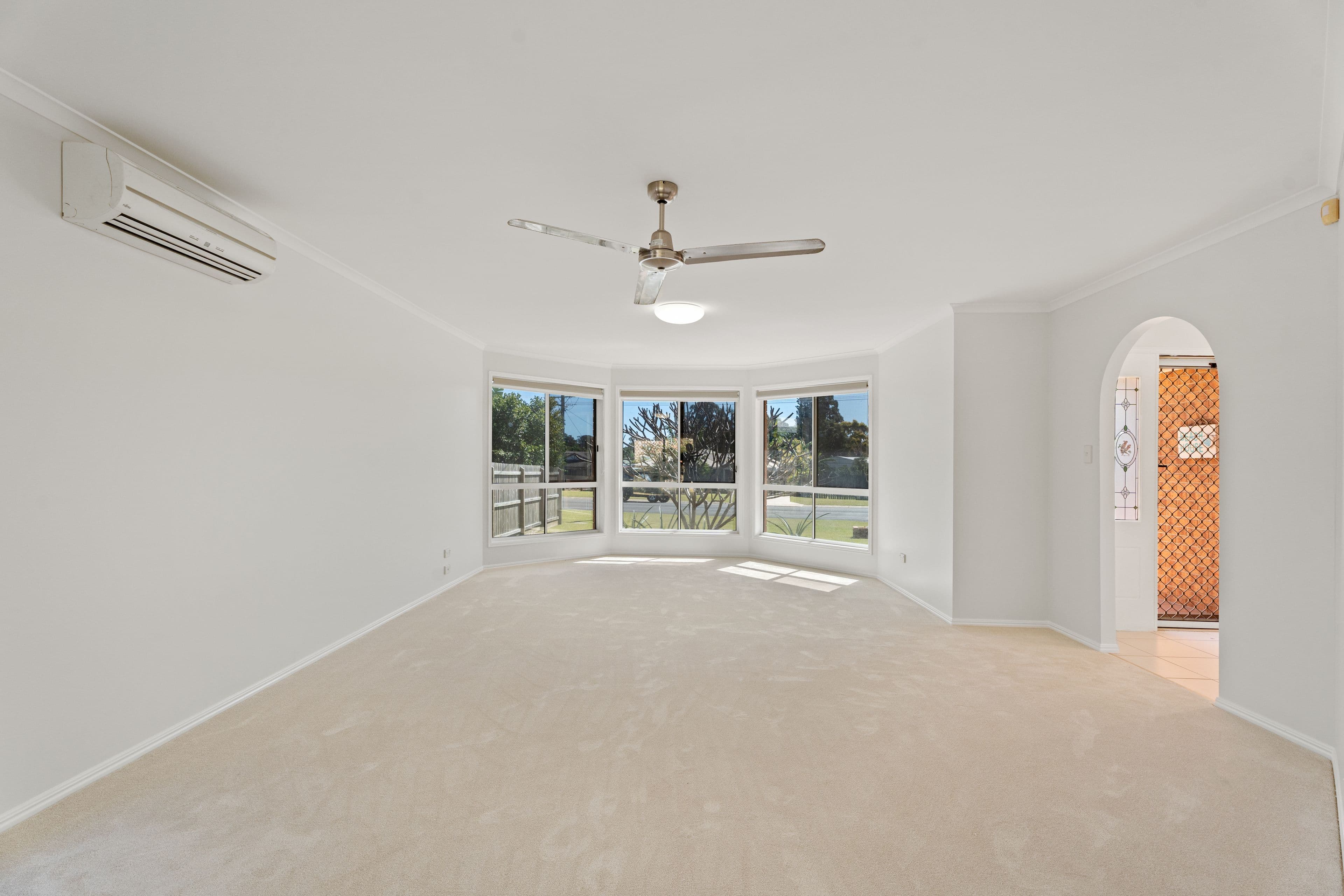 14 Wattle Street, Point Vernon QLD 4655, Point Vernon - Thumbnail 4