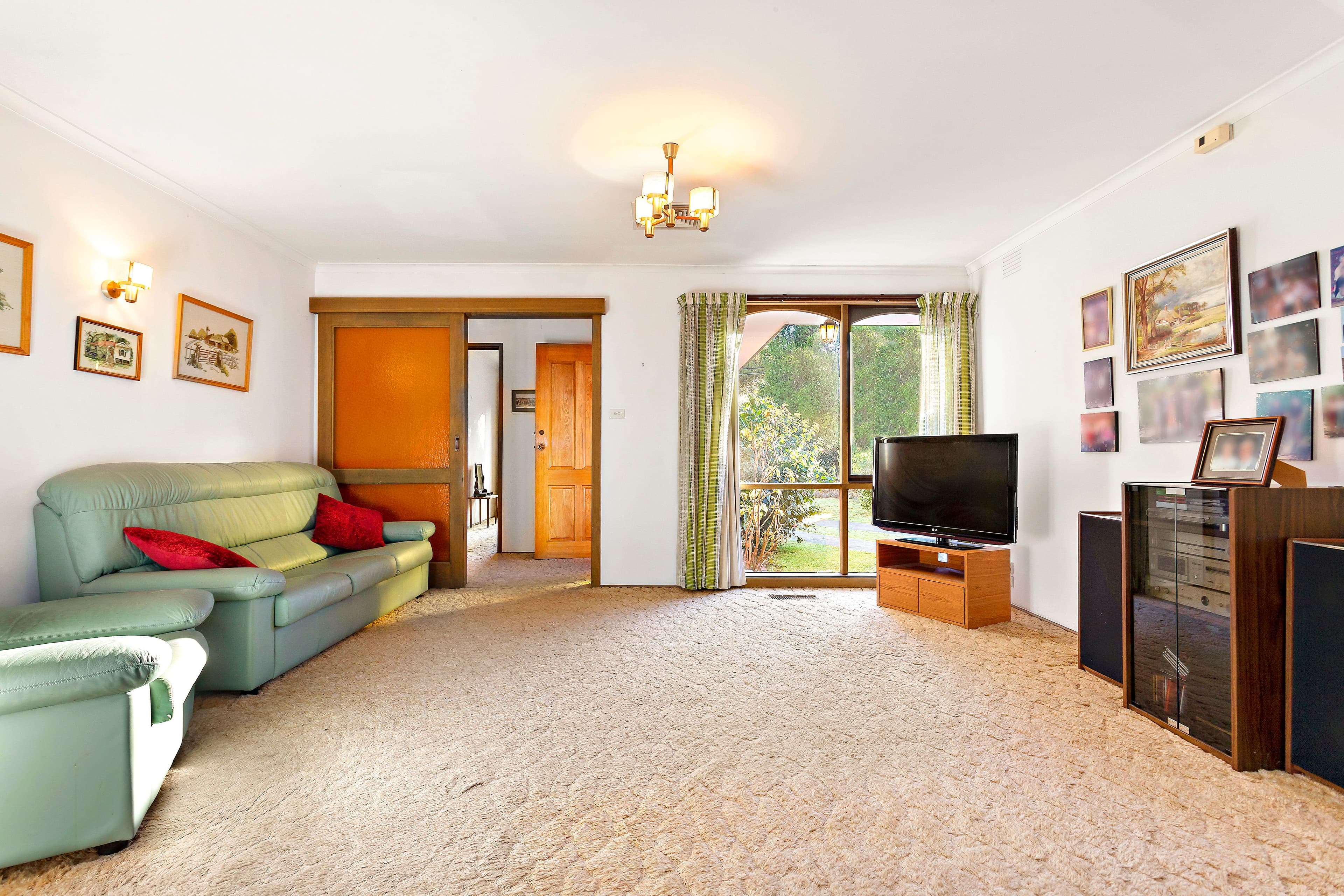 57 Dunvegan Crescent, Macleod VIC 3085, Macleod - Thumbnail 2