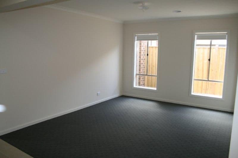 47 Dunbarton Drive, Eltham North, Eltham North - Thumbnail 3
