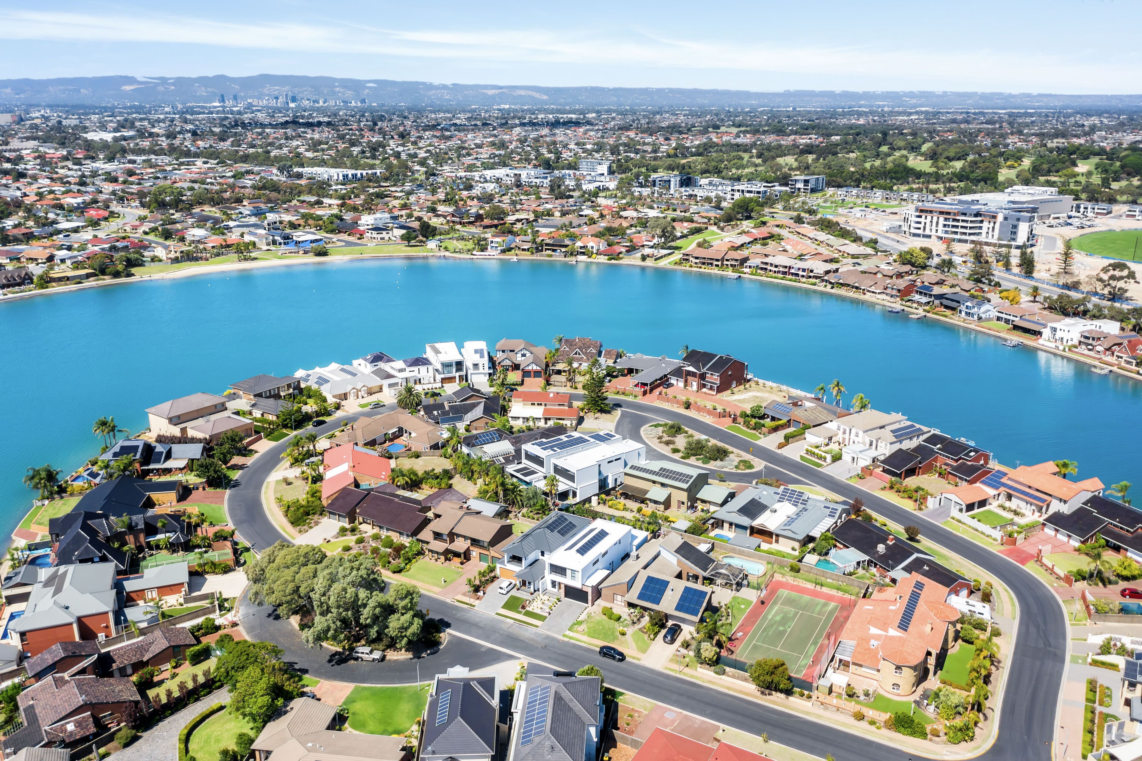 8 Sir John Marks Drive, West Lakes SA 5021, West Lakes - Thumbnail 2